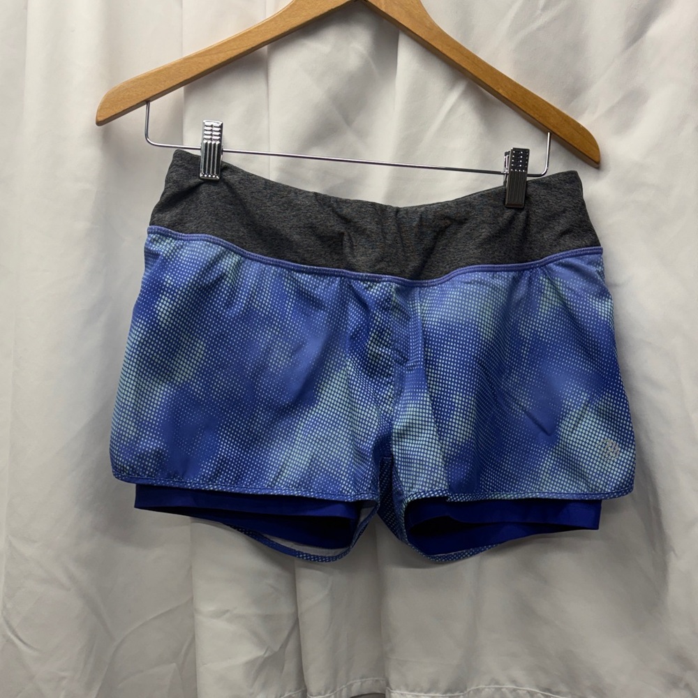 MPG Blue Gradient Athletic Shorts with Gray Waistband